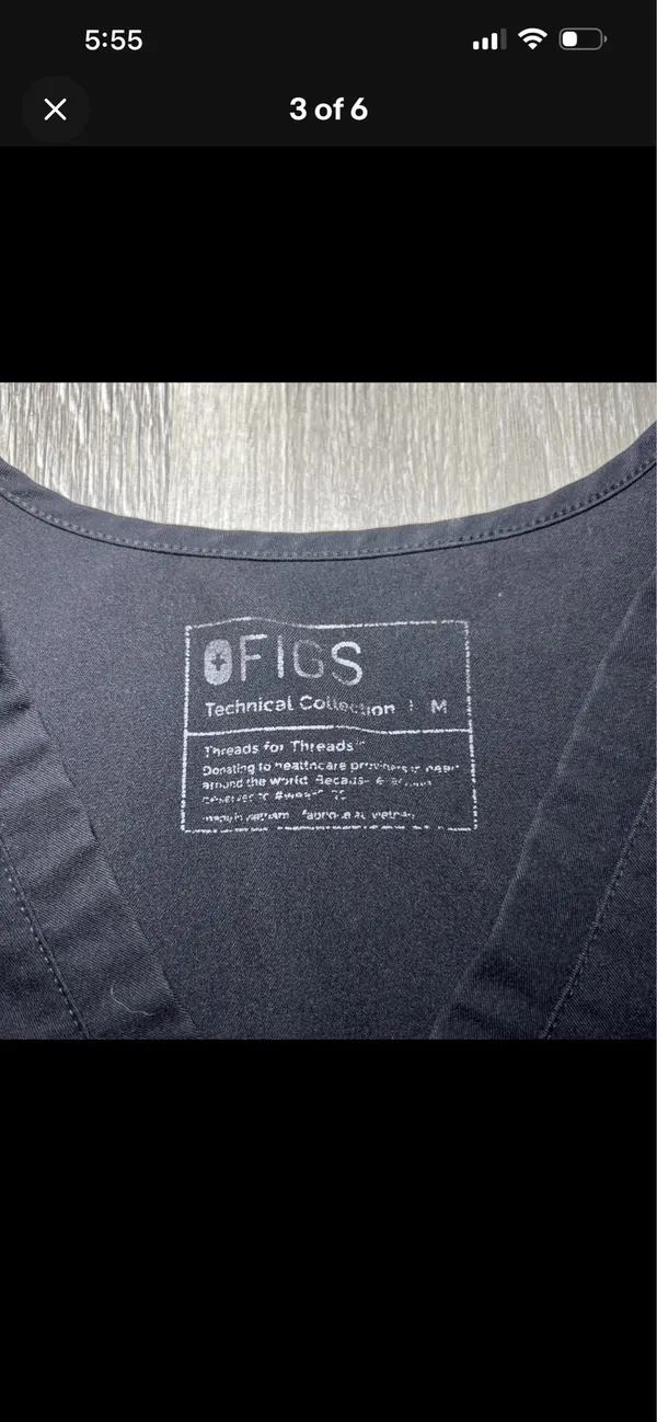 Fig scrub top - Image 3