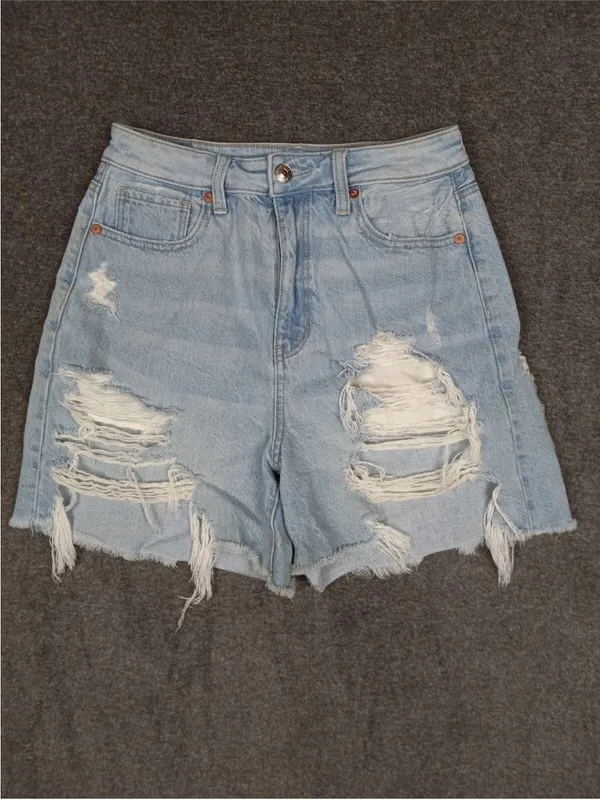 American Eagle Womens Size 2 Denim Relaxed Mom Shorts Raw Hem Destroyed - Image 2