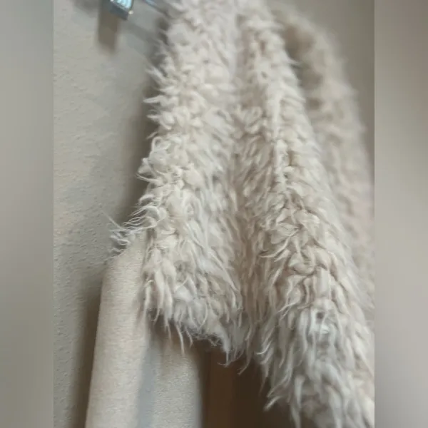 Miami Cream Faux Fur Waterfall Vest L 70s Boho Festival Penny Lane - Image 6