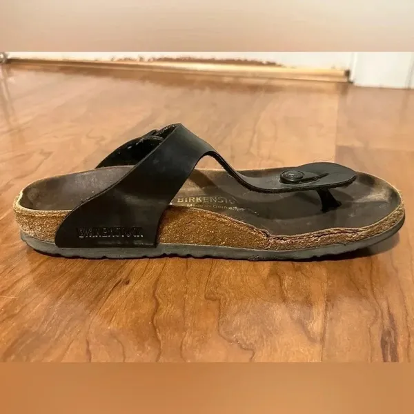 BIRKENSTOCK Gizeh Sandals Black Thong Flip Flops Women’s 39‎ - Image 9