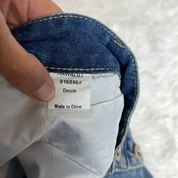 Hawalili Distressed Jean Shorts 3X - Image 6