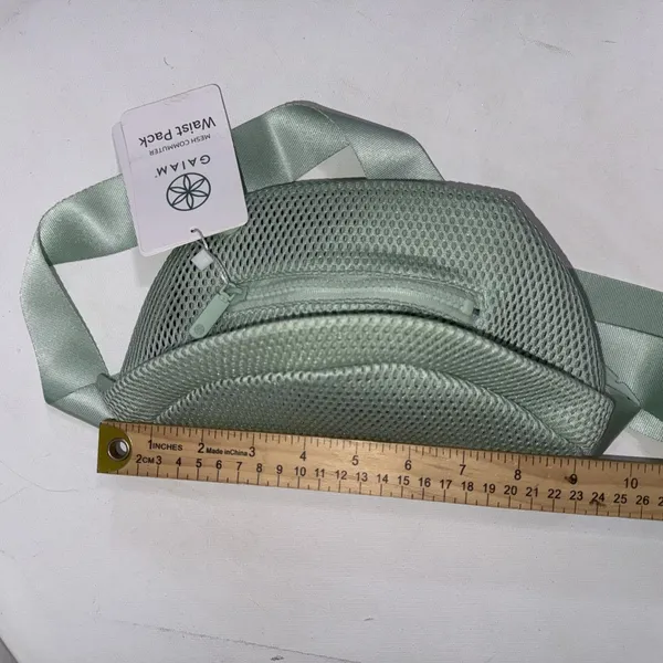 GAIAM Crossbody Belt Bag‎ Adjustable Microfiber Mint/Green Waist Fanny Pack NWT - Image 10