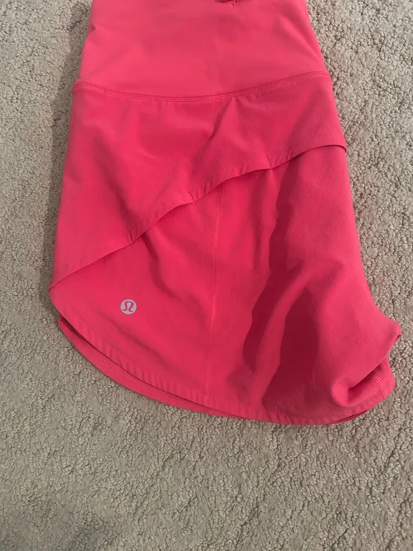 Lululemon Shorts Speed Up 4" High-Rise - Image 3