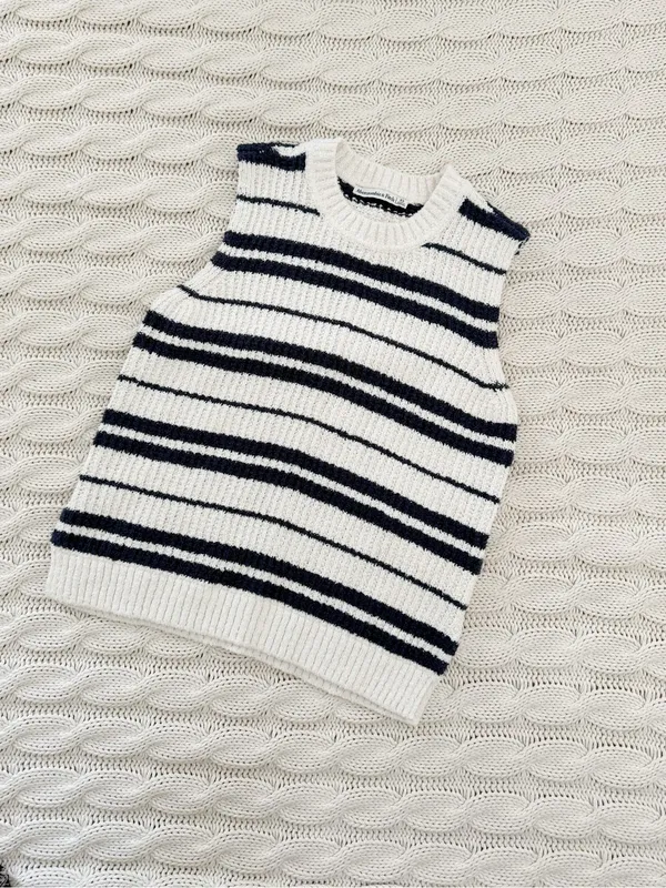 Abercrombie & Fitch Textural Crew Sweater Shell Tank - Image 2