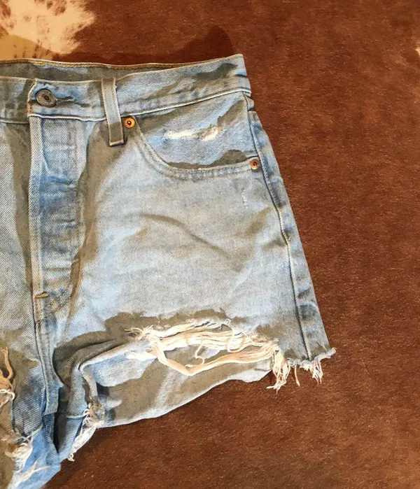 Levi's button fly light washed shorts  size 29 - Image 2