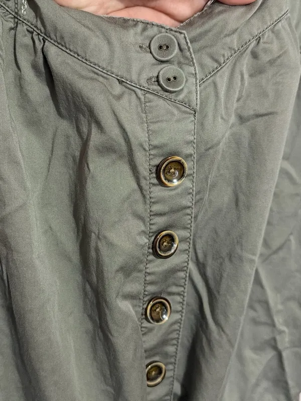 Button - Image 3