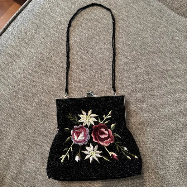Y2K Style Black Beaded Floral Embroidered Kiss Lock Evening Bag Clutch Purse - Image 13