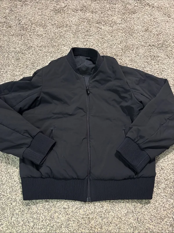 Lululemon Womens Reversible Insulated Bomber Jacket size large - Image 6