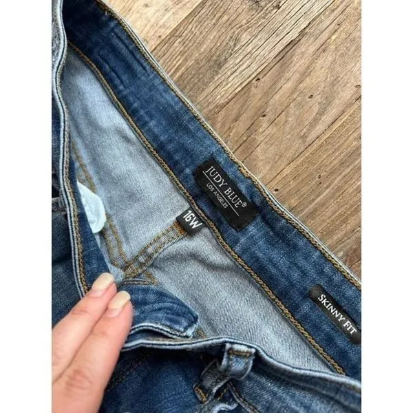 Judy Blue Skinny Fit Leopard Lined Jeans Womens 16W Distressed Stretch‎ Denim - Image 5