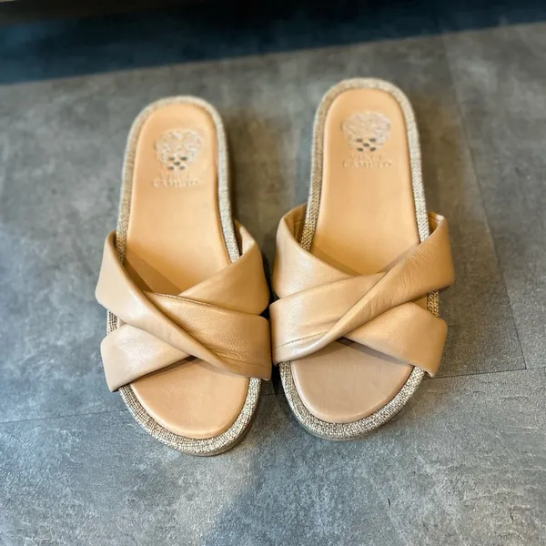 Vince Camuto Krissamel Platform Sandals Beige NEW - Image 4