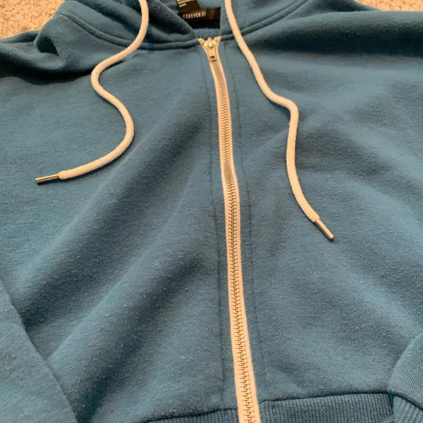 Blue Zip-Up Hoodie Forever 21 Cropped Jacket Women’s Size Large Teal EUC - Image 4