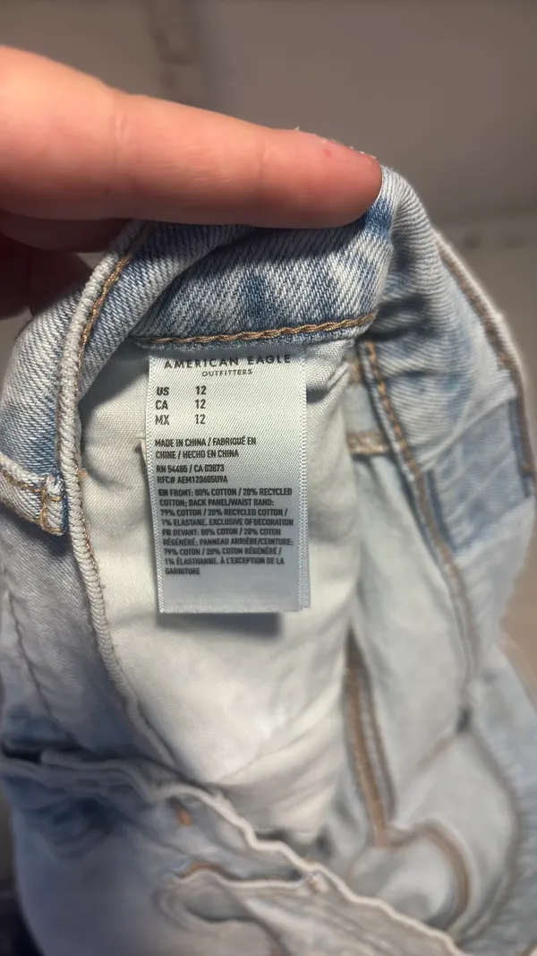 American Eagle Outfitters Shorts - Image 3