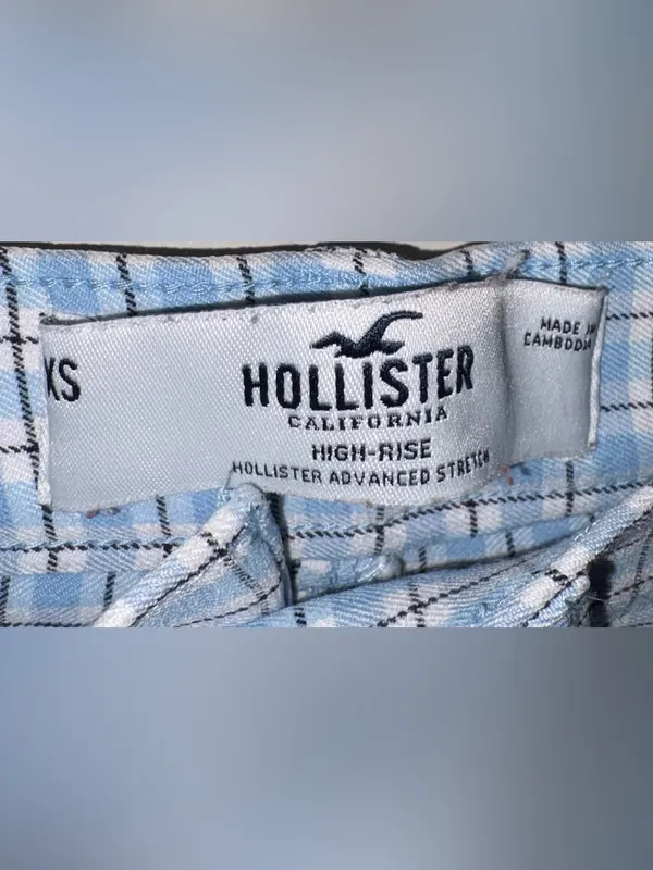Hollister high rise Light Blue Plaid flared Pants - Image 3