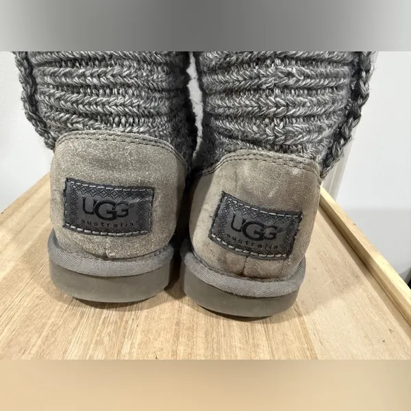 UGG Australia Gray Knit Tall Boots Women’s Size 7 Cozy Winter Shearling - Image 5