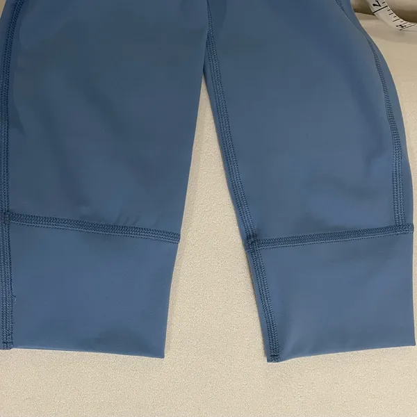 NWT Vuori Daily Leggings Isle Blue Size M - Image 8