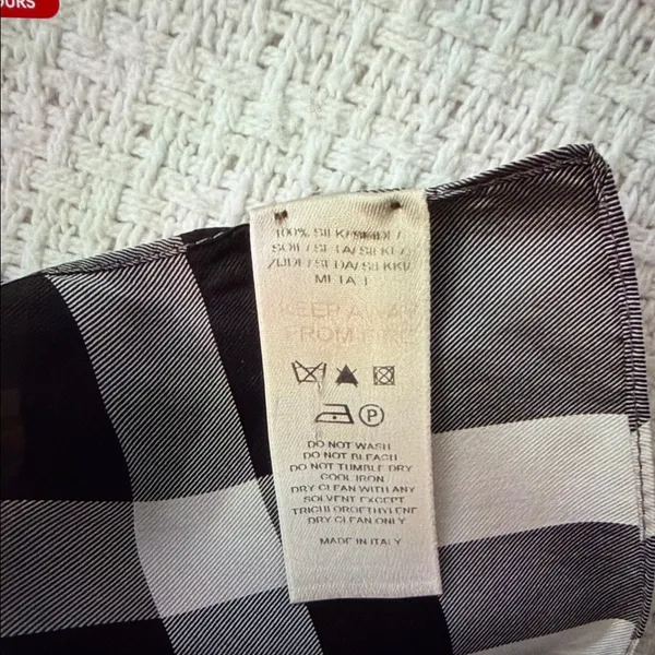 Burberry Gray and Black Checkered Scarf - Image 2