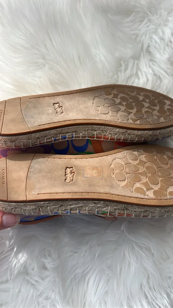 Coach Women Rainbow Espadrille Flats size 7 excellent condition - Image 3