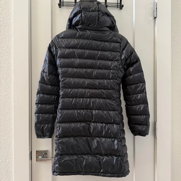 Uniqlo Premium Down Ultra Light‎ Puffer Black Coat Size S - Image 2