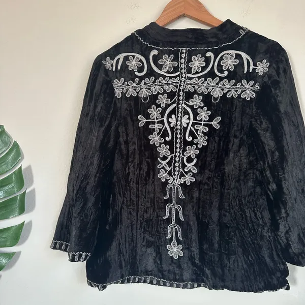 Jen’s Pirate Booty Crushed Velvet Beaded Jacket Blazer - Image 15