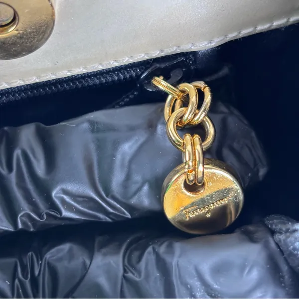 Authentic Salvatore Ferragamo Vintage Cream Leather Tote Bag Gold Chain Strap - Image 13
