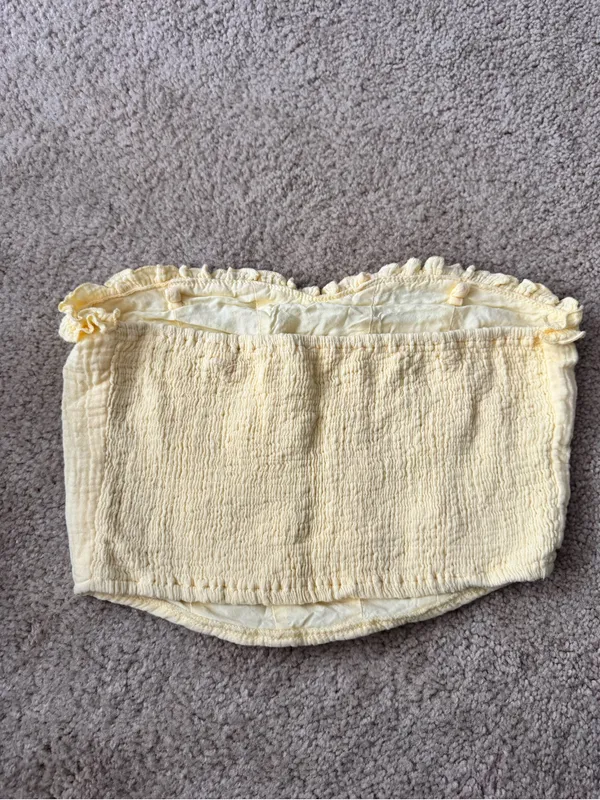 Strapless ruffle butter yellow top Size M - Image 4