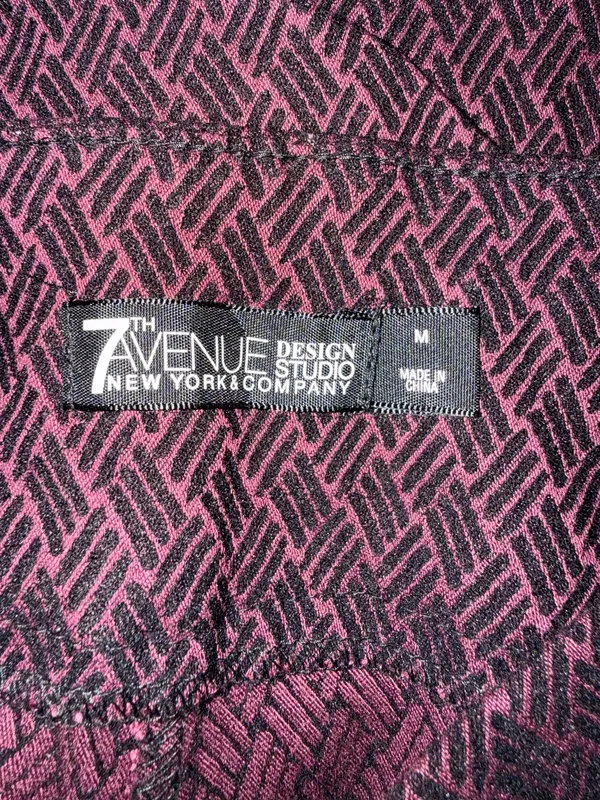7th Avenue New York & Company Women's Black and Maroon Patterned Pants - Image 3