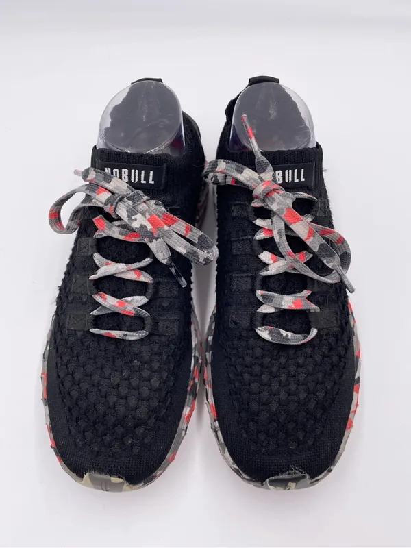 NOBULL Diamond Knit Runner Sneakers Black Red Camo Men's Size 7 Women's 8.5 - Image 3