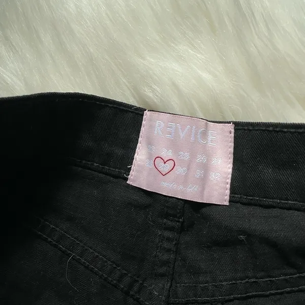 REVICE Malibu Cuff Black Shorts - Image 4