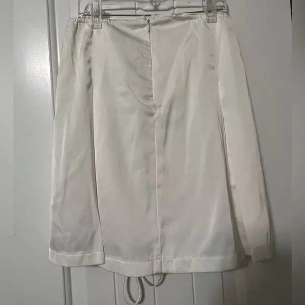 Princess Polly White Skirt - Image 2