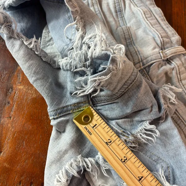 Altar'd State Two Tone Paneled Denim Shorts Blue Distressed Raw Hem Size 27‎ - Image 10