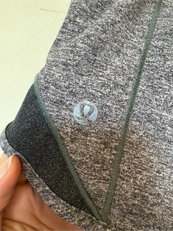 LULULEMON Hotty Hot Lined Active Short II 2.5" Heather Lux Multi Gray/Black Sz 6 - Image 13