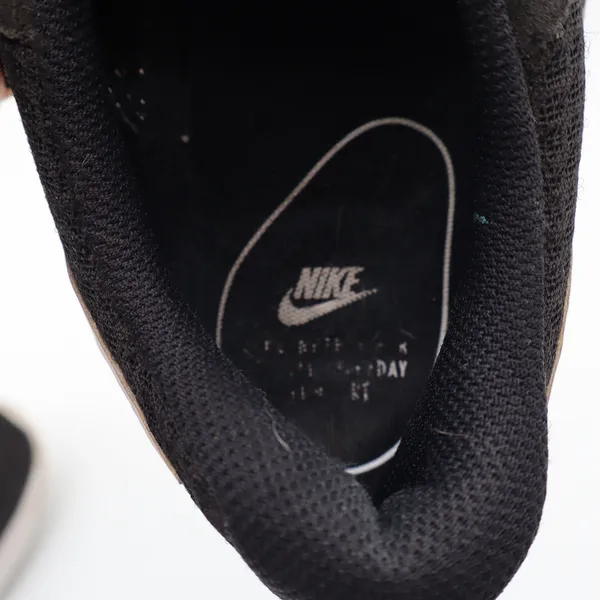 Nike Tanjun Womens 8.5 Running Shoes Black White Low Top Mesh Good - Image 6