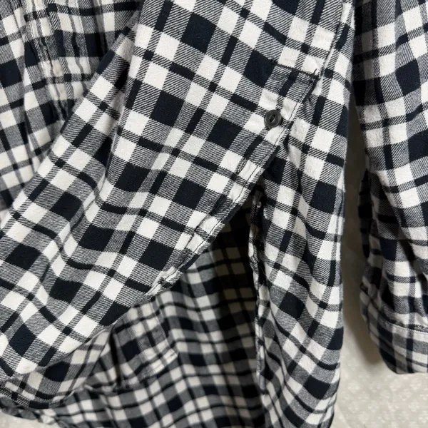 Madewell Black White Plaid Bridgeport Button Up‎ Flannel Top - Image 4