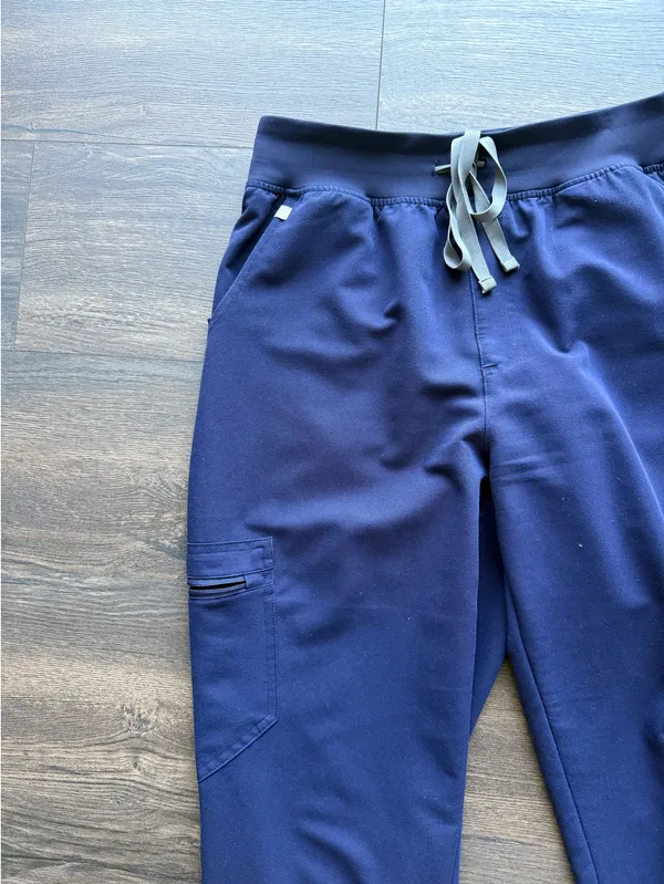 FIGS Jogger Scrub Set  - Image 6