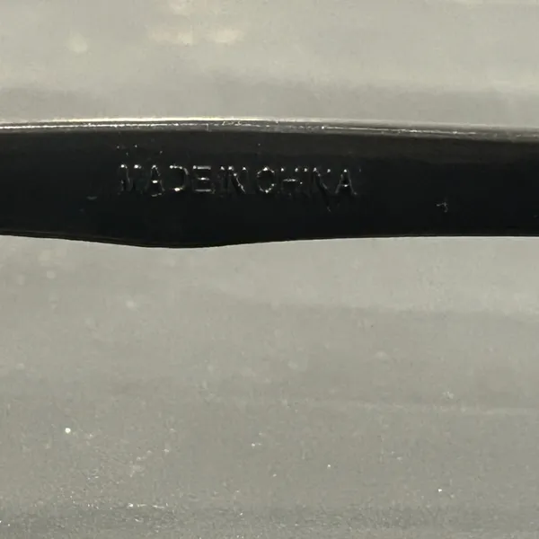 Black Sunglasses - Image 7