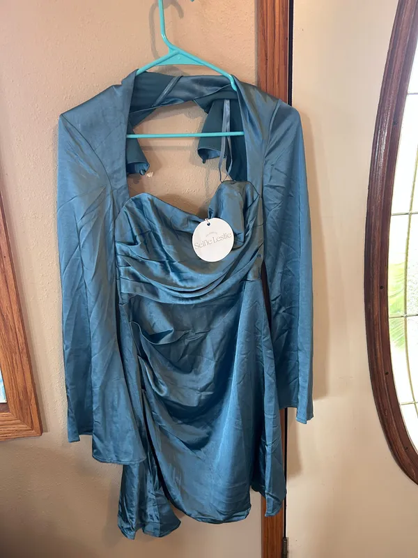 🆕💖Selfie Leslie Midnight Blue Tamia Long Sleeve Mini Dress - Image 6