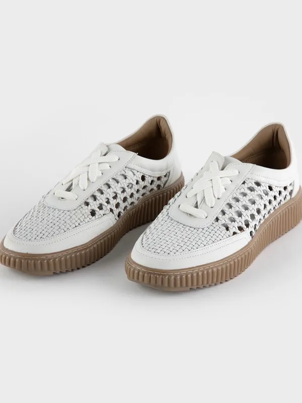Free People Wimberly White Woven Sneakers with Gum Sole New w/ Box 8.5 - Image 3
