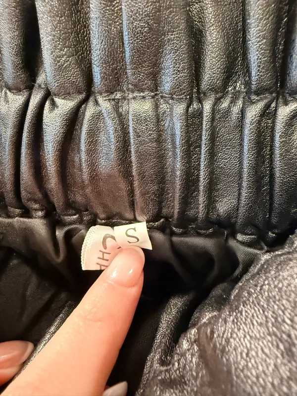 Leather Shorts Black - Image 2