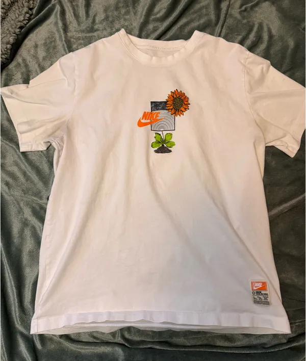 Nike Shirt - Image 2