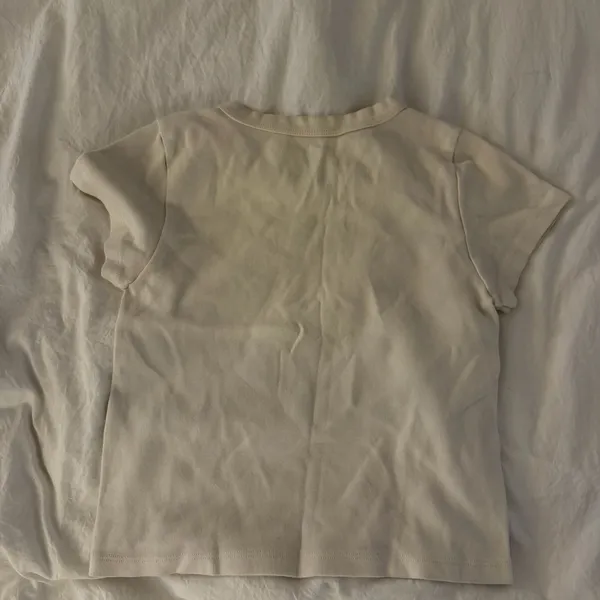 Brandy Melville Baby Tee Crop Top bear - Image 3