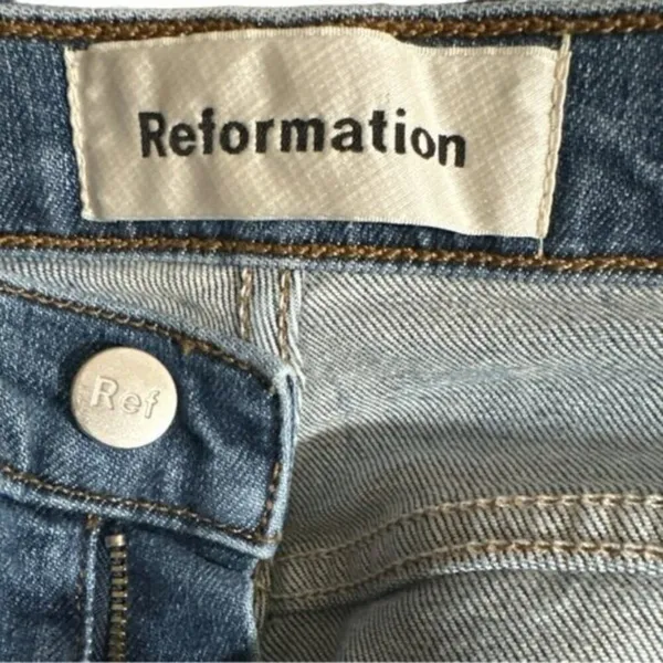 Reformation High & Skinny Jeans Size 25 - Image 10