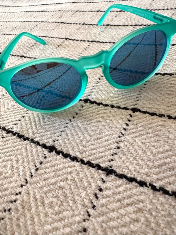 Goodr Beam Me Up, Probe Me Later Sunglasses - Image 3