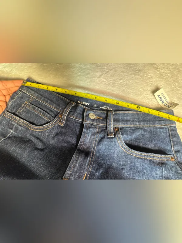 Old Navy High-Waisted Extra-Wide-Leg Barrel Jeans size 8 - Image 13