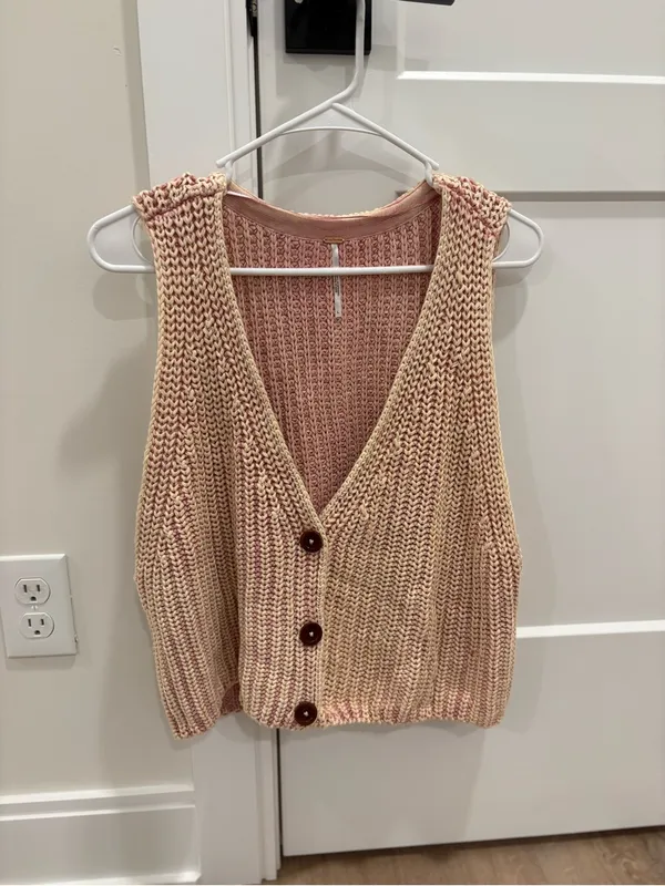 Free People Close To Me Vest Size Large - Image 2