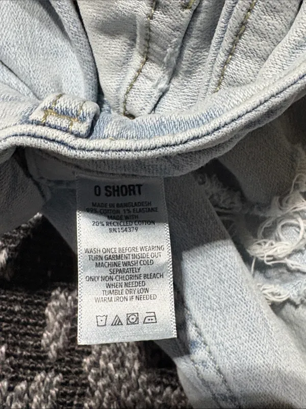 Aeropostale Jeans - Size 0 Short - Image 8