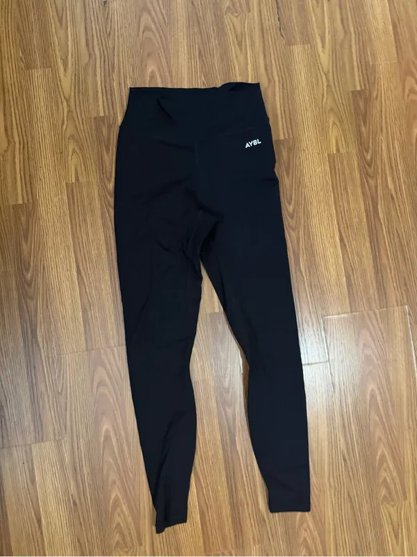 AYBL Athletic Yoga Gym High Rise seamless black ankle leggings medium - Image 2