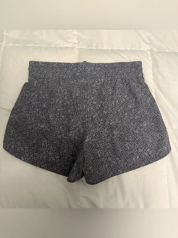 Summersalt On-The-Go Shorts - Image 2
