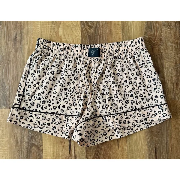 Victoria's Secret Peach Brown Cheetah Sleep Shorts Women Loungewear Medium - Image 2