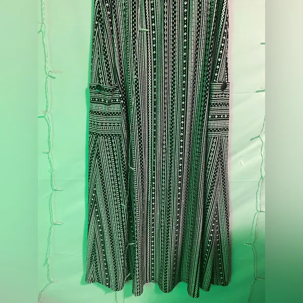 Striped Black and White Maxi Skirt - Image 4