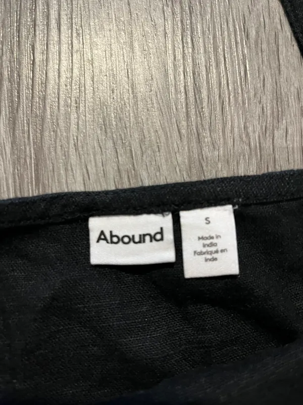 Black Crop Top - Image 2